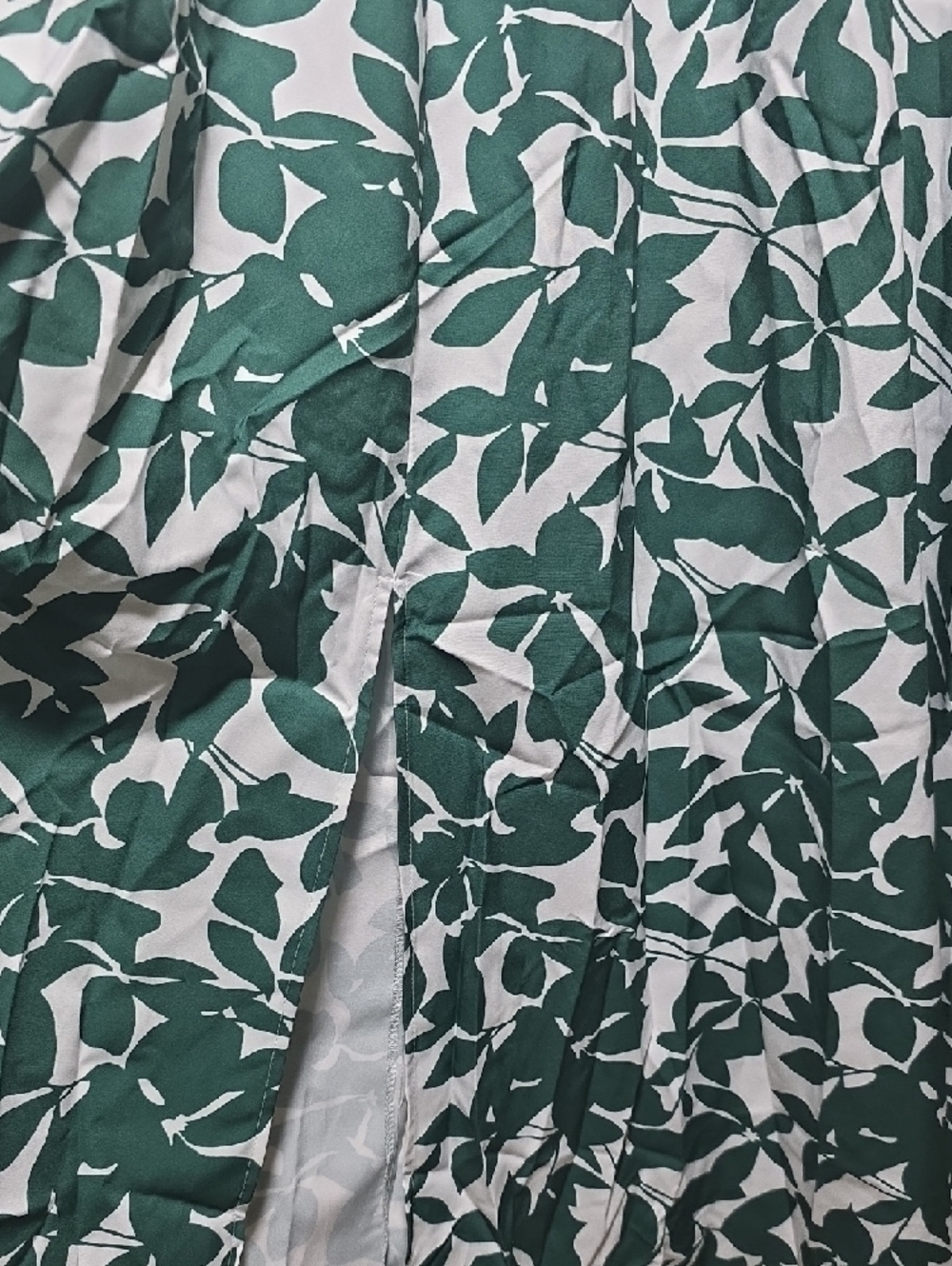 SHEIN Green and White Leaf-Print V-Neck Maxi Dress XXL NIB - Picture 6 of 8